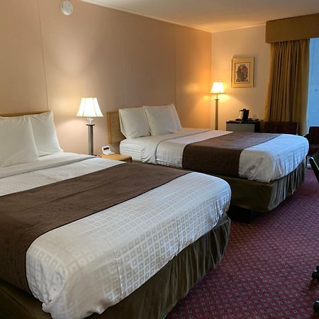 Red Carpet Inn & Suites Ebensburg Phòng bức ảnh