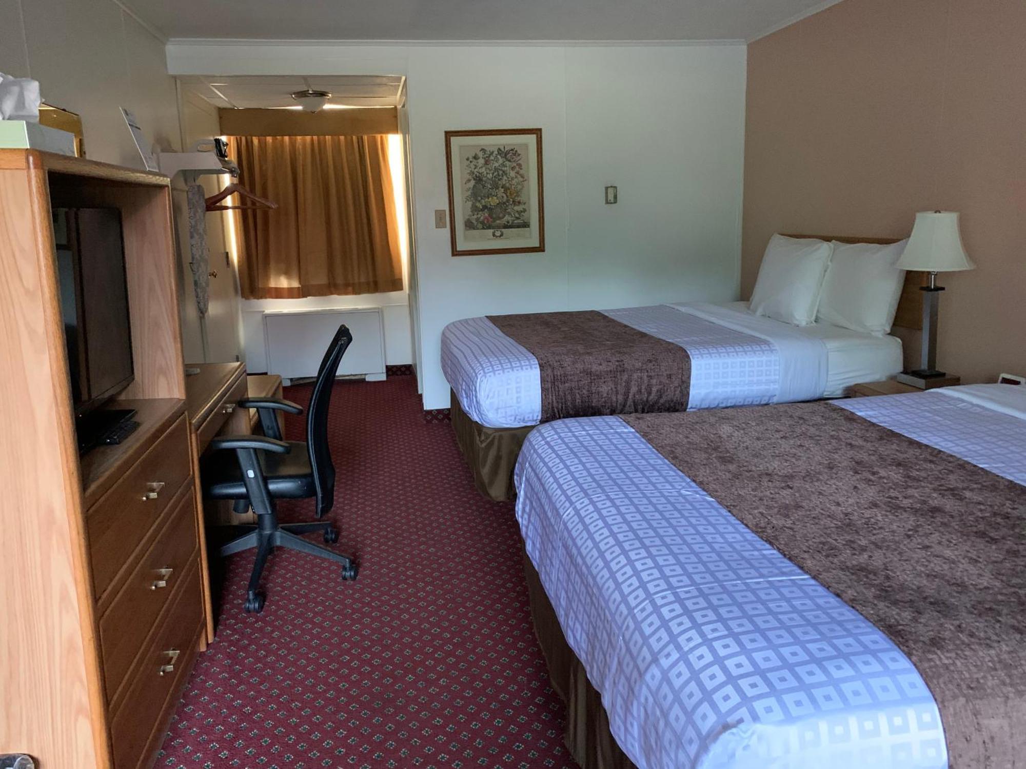 Red Carpet Inn & Suites Ebensburg Phòng bức ảnh