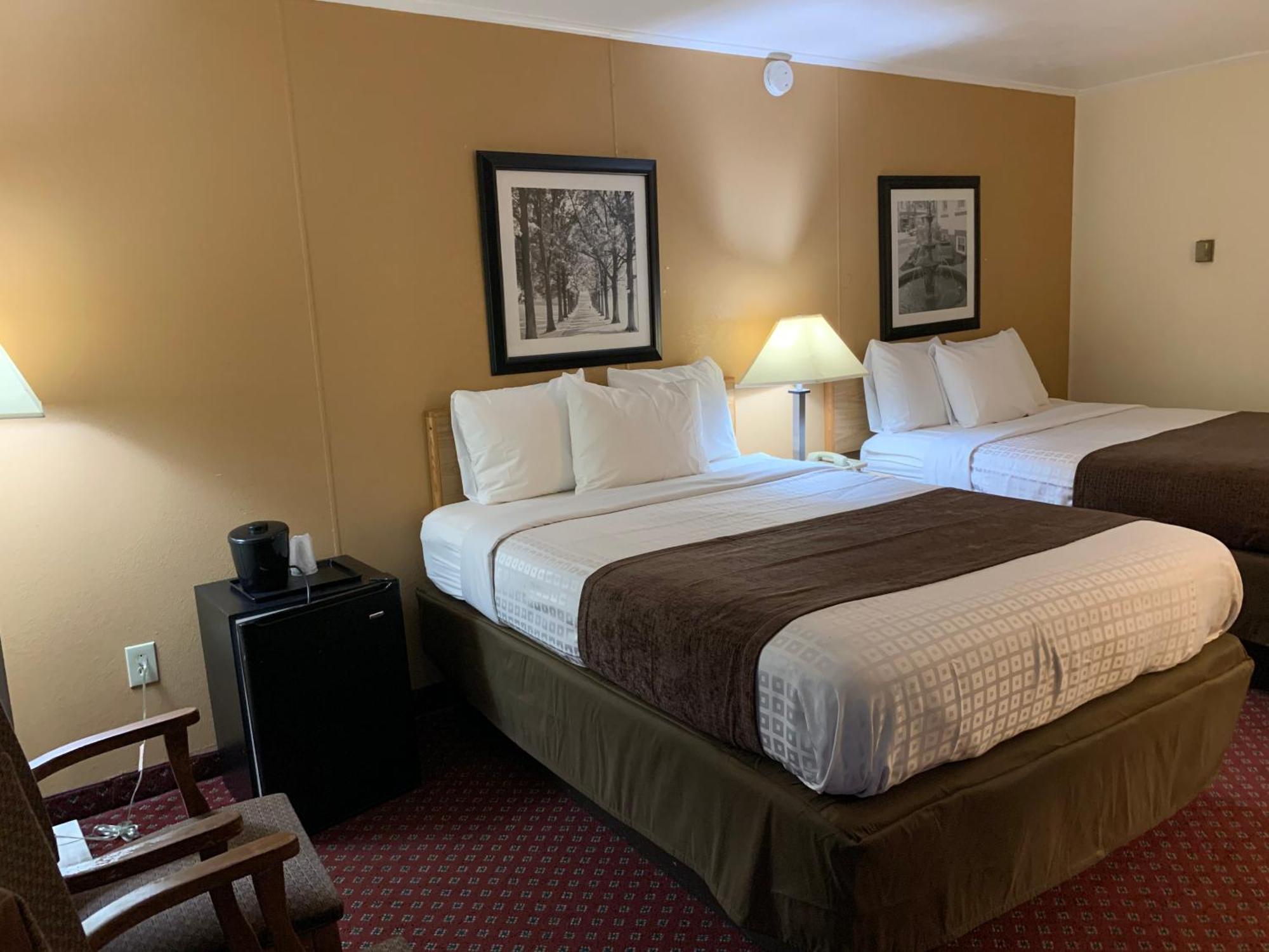 Red Carpet Inn & Suites Ebensburg Phòng bức ảnh